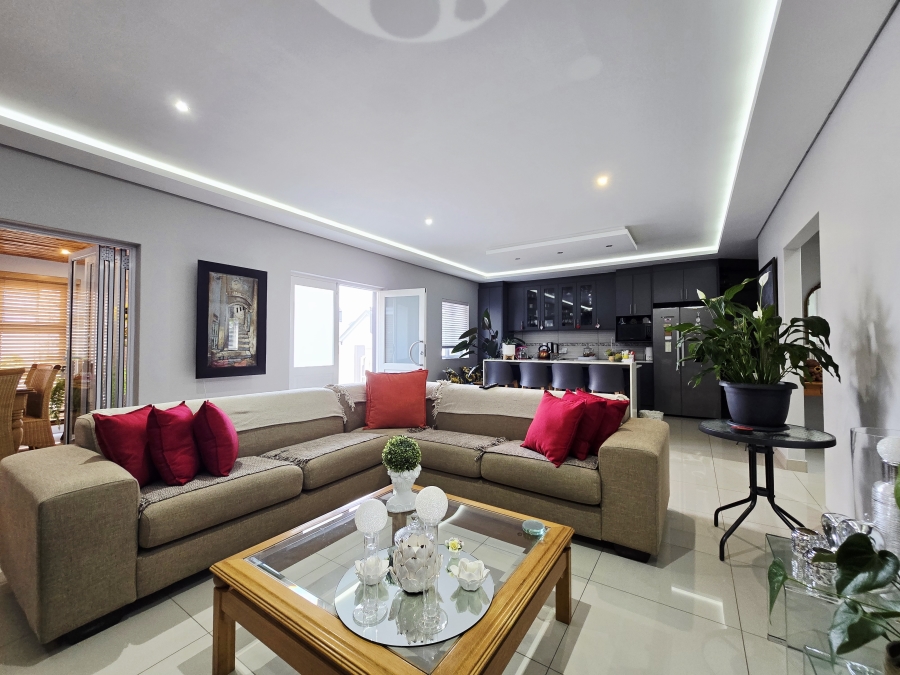 3 Bedroom Property for Sale in Kraaibosch Country Estate Western Cape